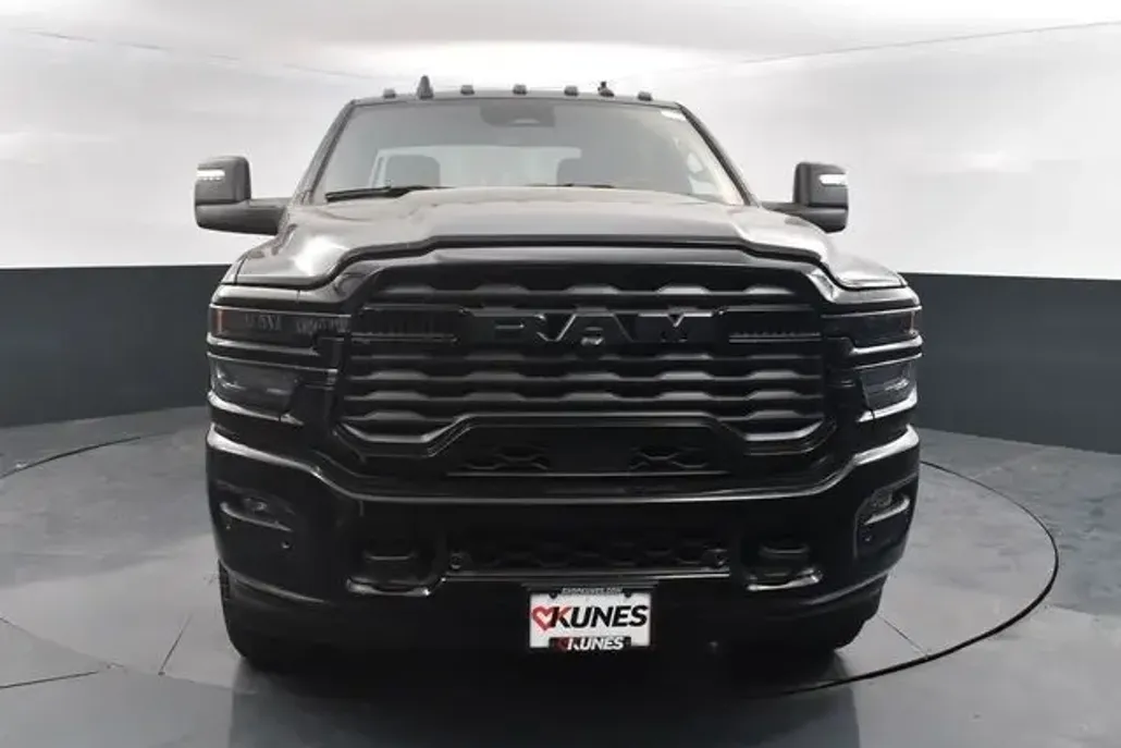2025 Ram 2500 Big Horn photo 1