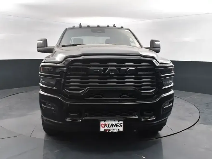 2025 Ram 2500 Big Horn photo 1