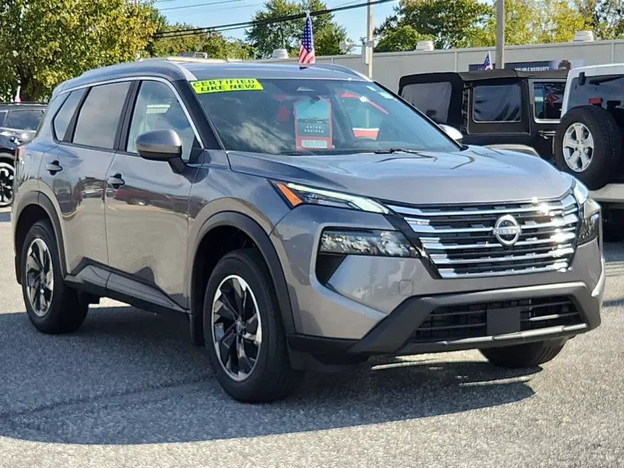 2026 Nissan Rogue SV photo 1