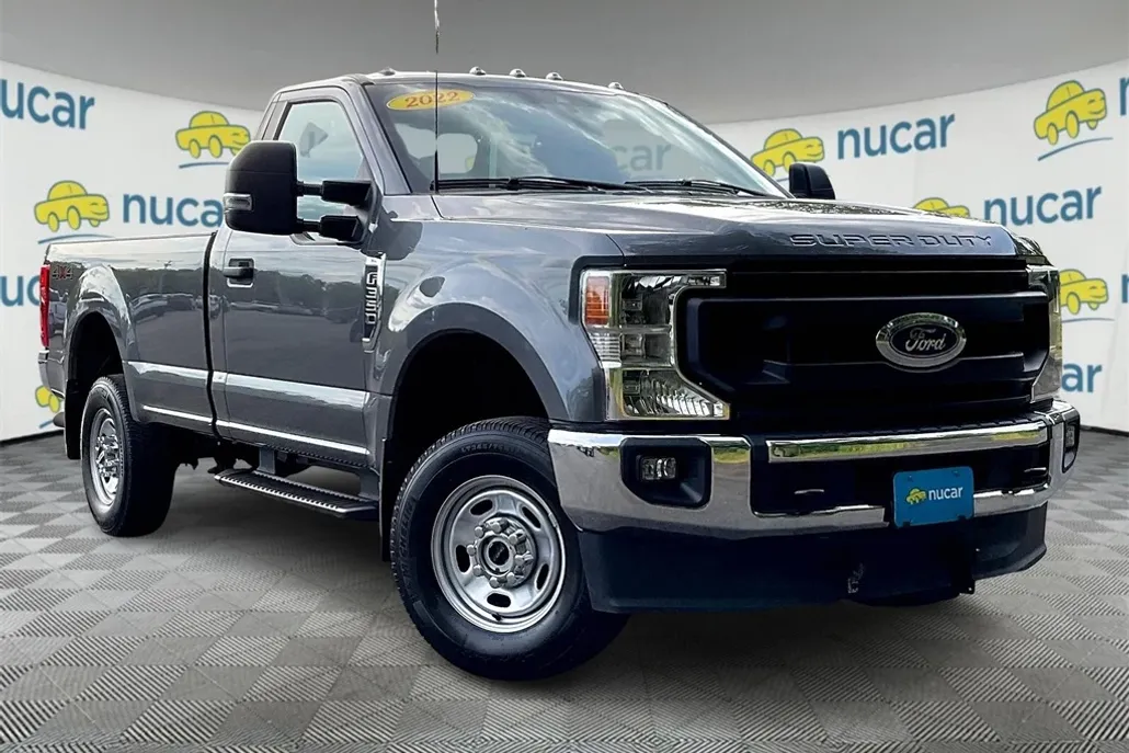 2022 Ford F-350 XL photo 1