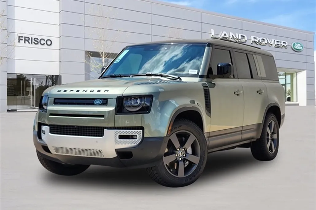 2025 Land Rover Defender 130 S photo 1