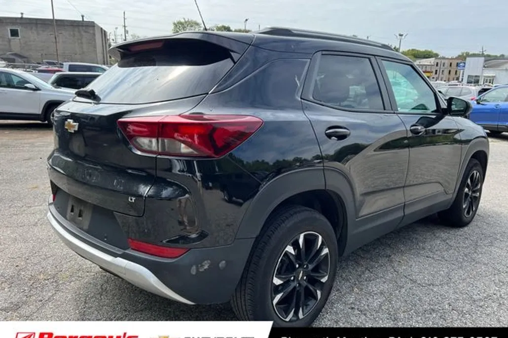 2022 Chevrolet Trailblazer LT photo 1
