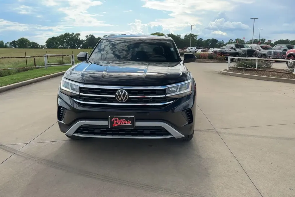 2020 Volkswagen Atlas Cross Sport photo 1
