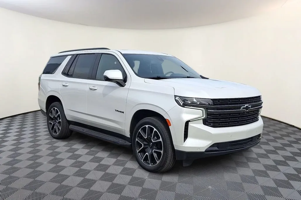 2021 Chevrolet Tahoe RST photo 1