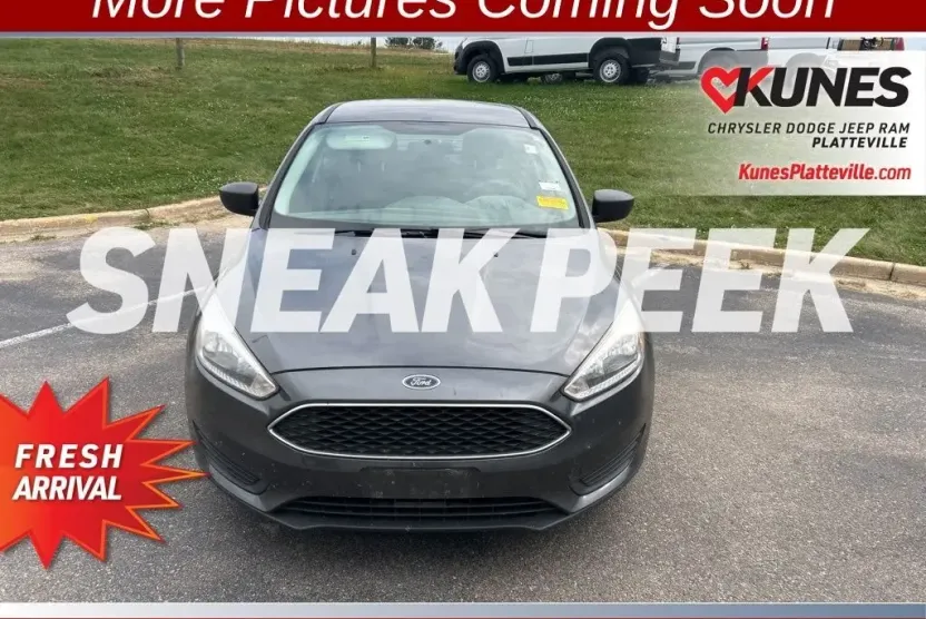 2018 Ford Focus S photo 1