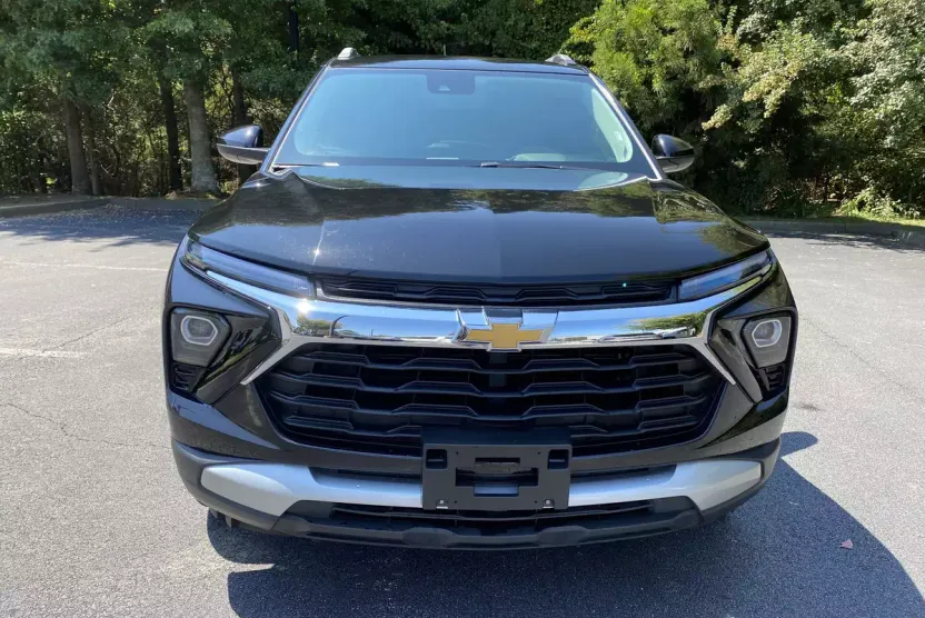 2025 Chevrolet Trailblazer LT photo 1
