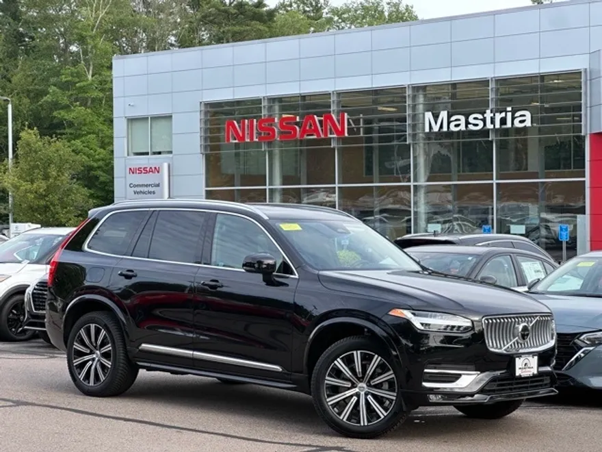 2024 Volvo XC90 Plus photo 1
