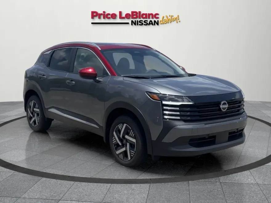 2025 Nissan Kicks SV photo 1