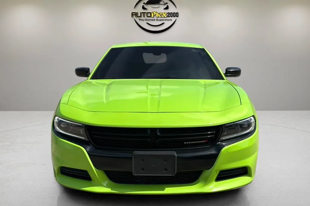 2023 Dodge Charger SXT photo 1