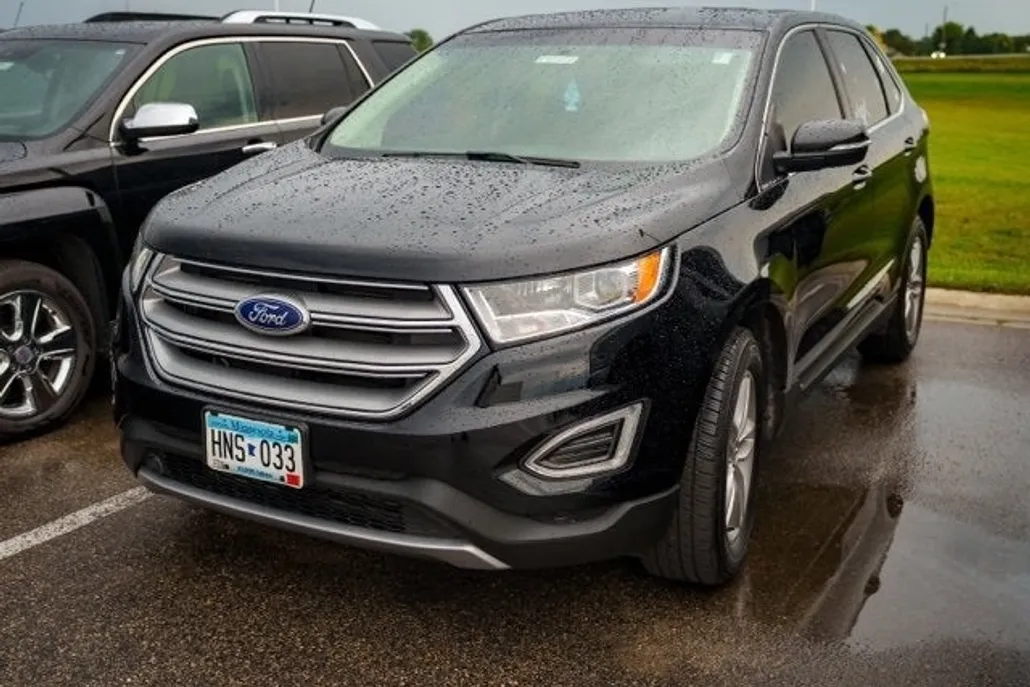 2017 Ford Edge SEL photo 1