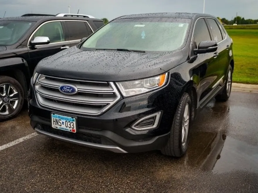 2017 Ford Edge SEL photo 1