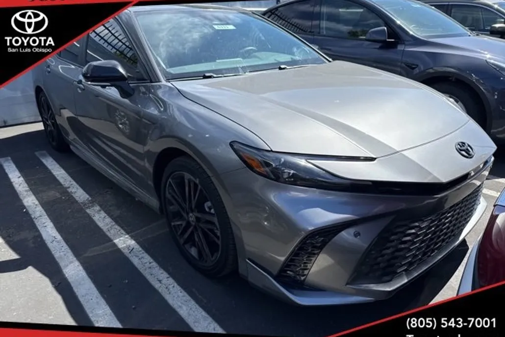 2025 Toyota Camry XSE photo 1