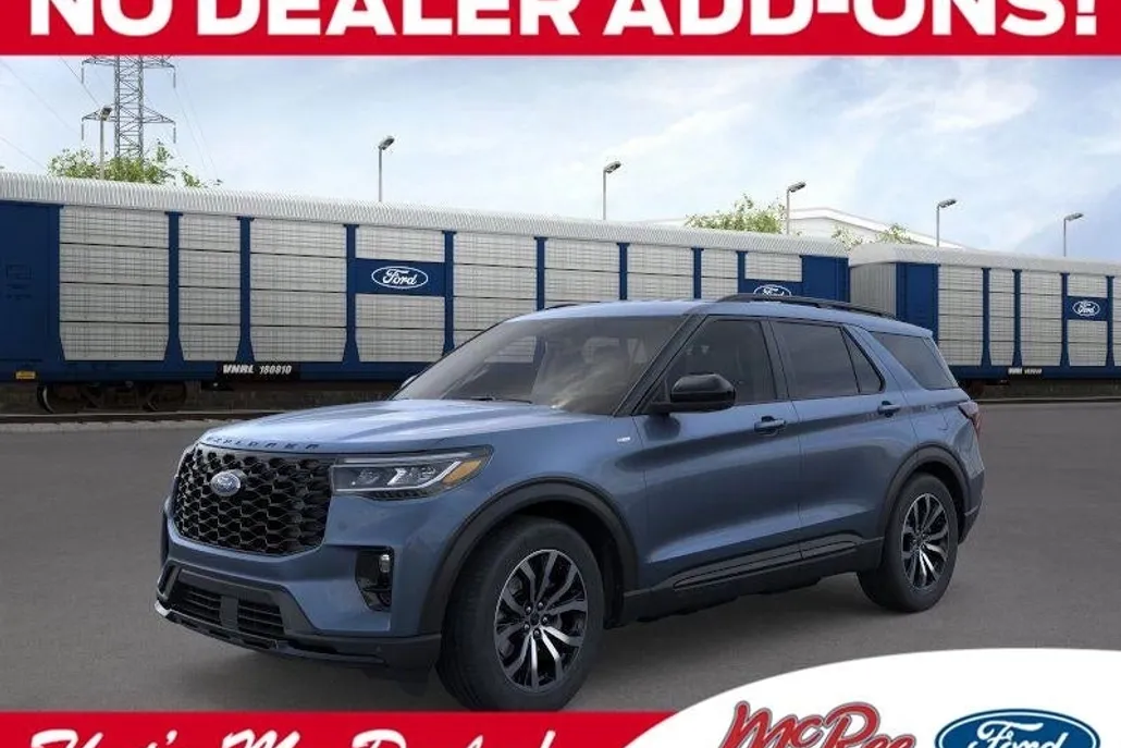 2025 Ford Explorer ST-Line photo 1