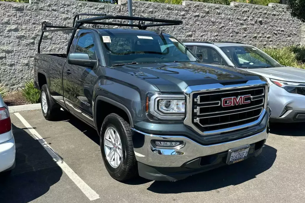 2017 Gmc Sierra 1500 SLE photo 1