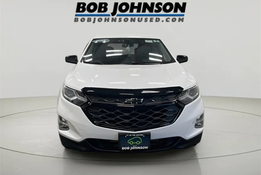 2019 Chevrolet Equinox LT photo 1