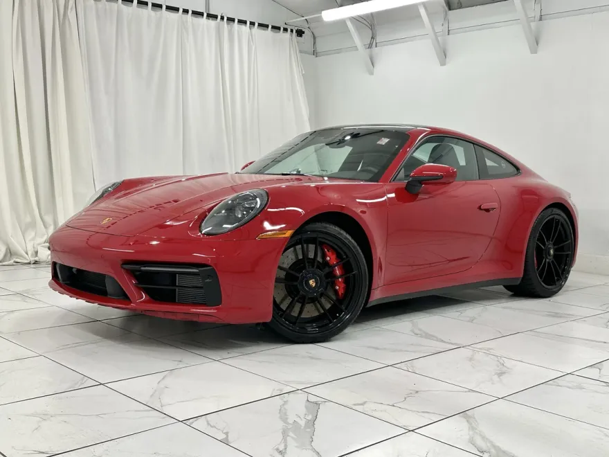 2023 Porsche 911 4 GTS photo 1