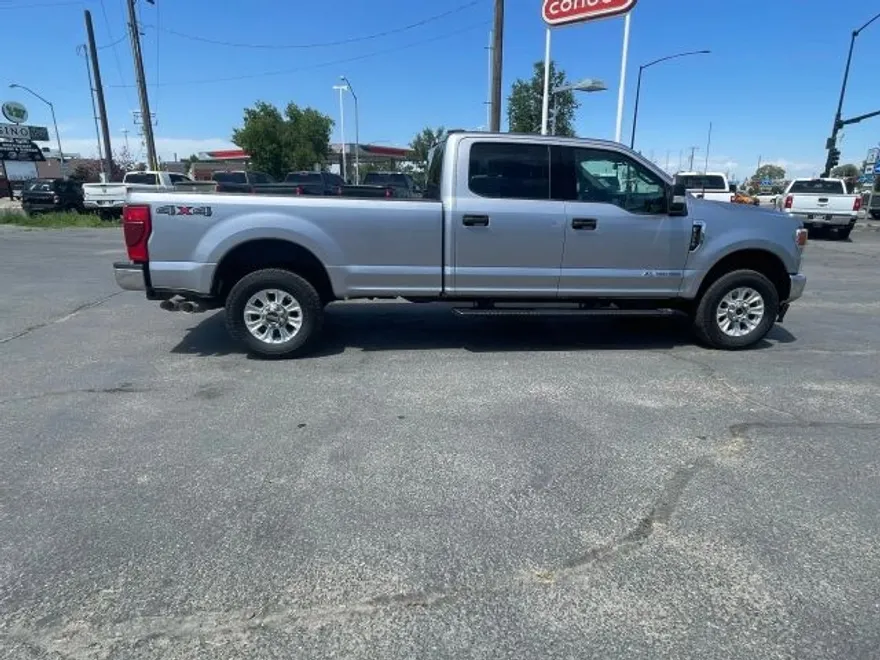 2022 Ford F-350 photo 1