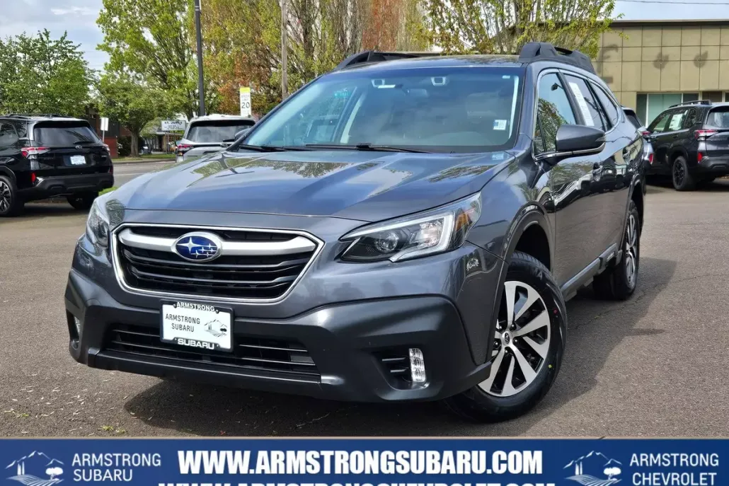 2021 Subaru Outback Premium photo 1