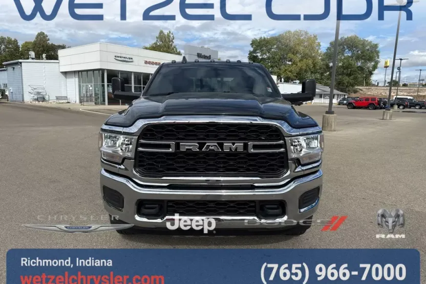 2022 Ram 2500 Tradesman photo 1