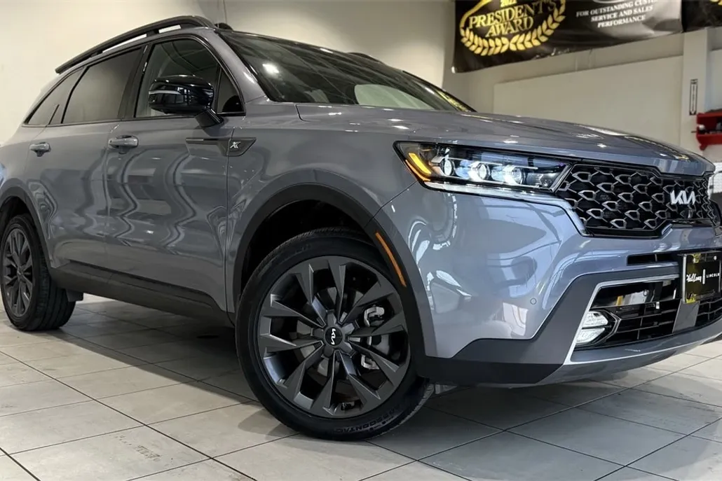 2023 Kia Sorento X-Line SX Prestige photo 1