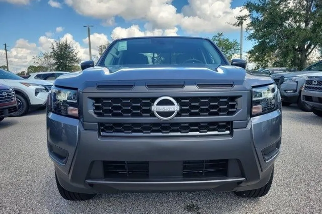 2026 Nissan Frontier Crew Cab S photo 1