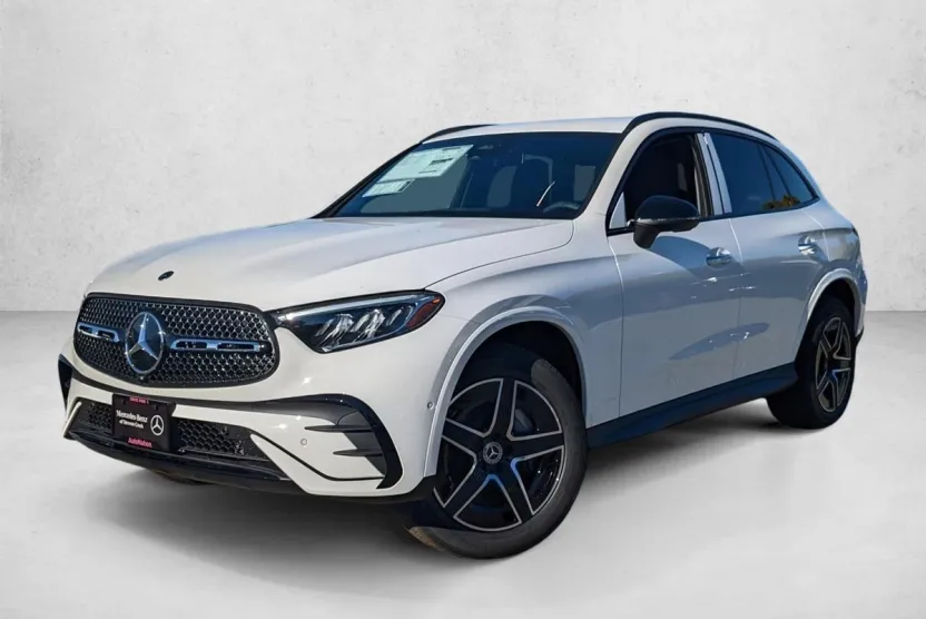 2025 Mercedes Benz GLC 300 4MATIC photo 1