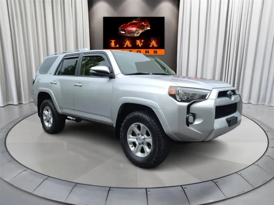 2018 Toyota 4Runner SR5 Premium photo 1