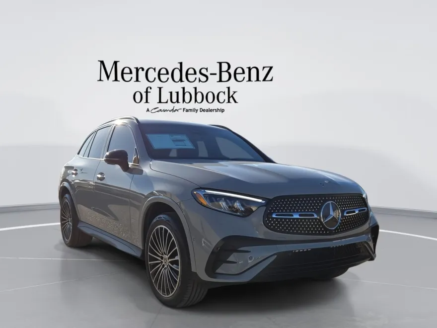 2025 Mercedes Benz GLC 300 4MATIC photo 1