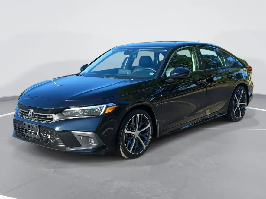 2023 Honda Civic Touring photo 1