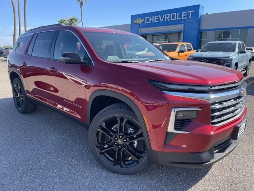 2026 Chevrolet Traverse photo 1