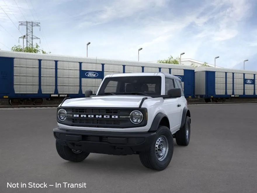 2025 Ford Bronco Base photo 1