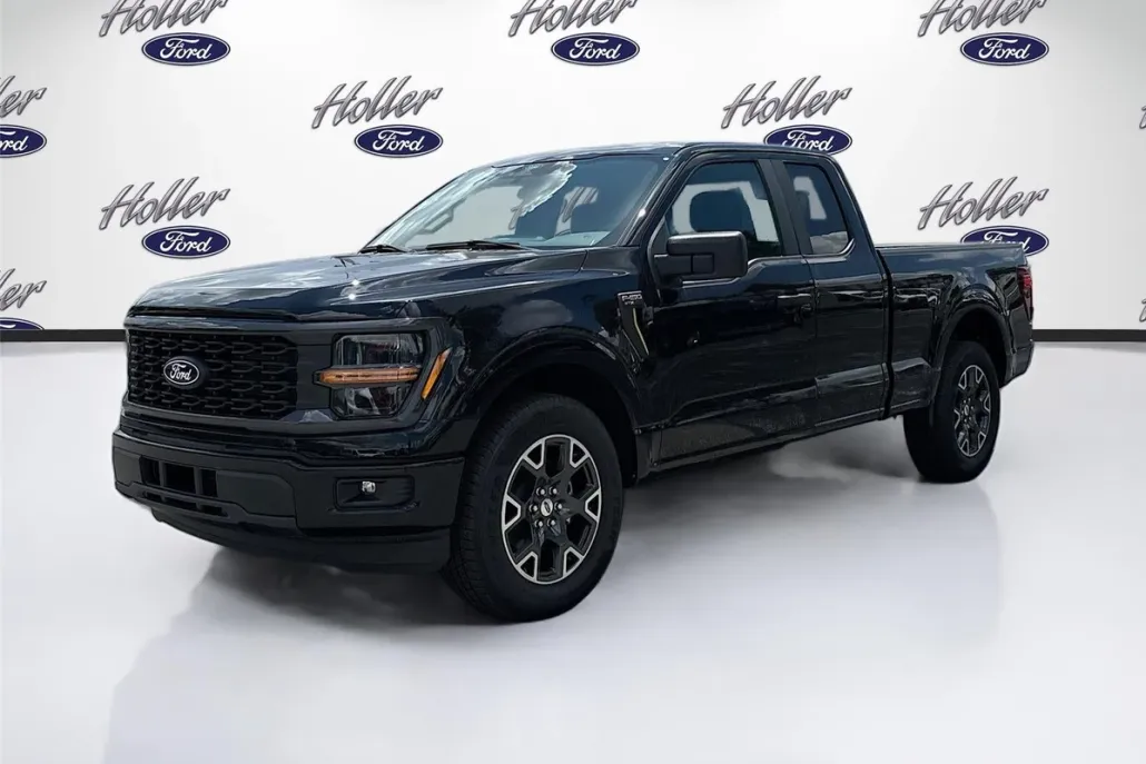 2025 Ford F-150 STX photo 1