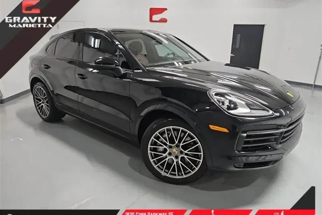2023 Porsche Cayenne Coupe Platinum Edition photo 1