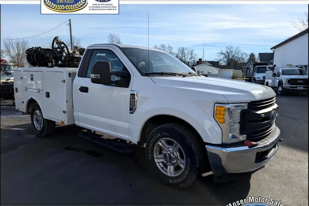 2017 Ford F-250 photo 1