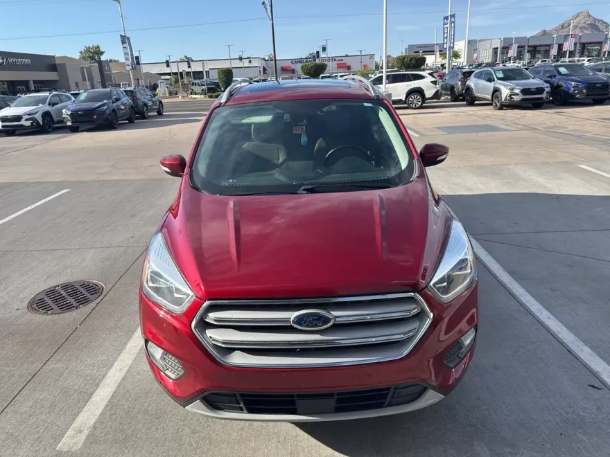 2019 Ford Escape Titanium photo 1