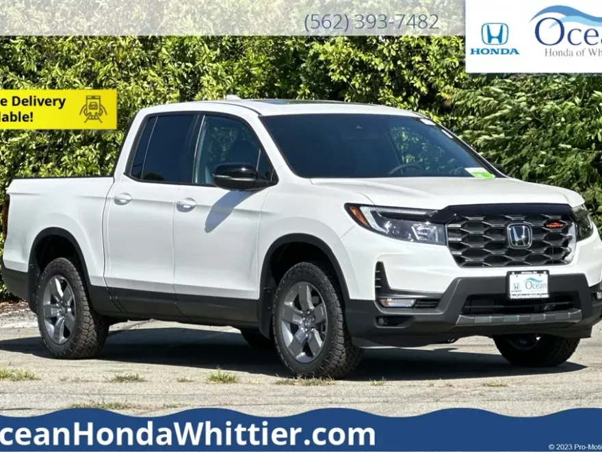 2025 Honda Ridgeline TrailSport photo 1