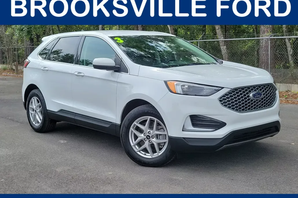 2023 Ford Edge SEL photo 1