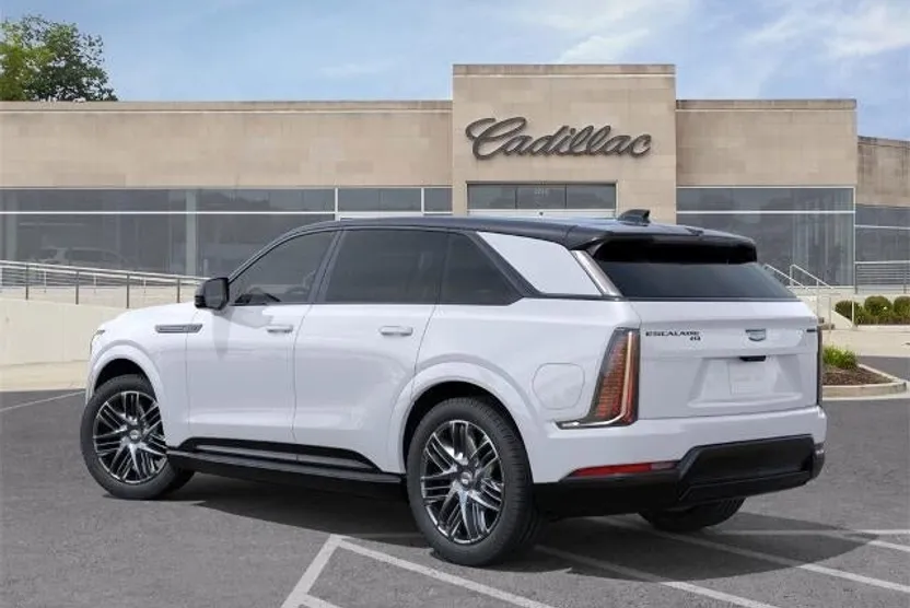 2025 Cadillac Escalade IQ Sport photo 1