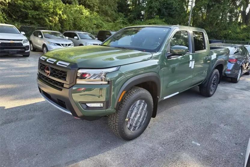 2026 Nissan Frontier PRO-4X photo 1