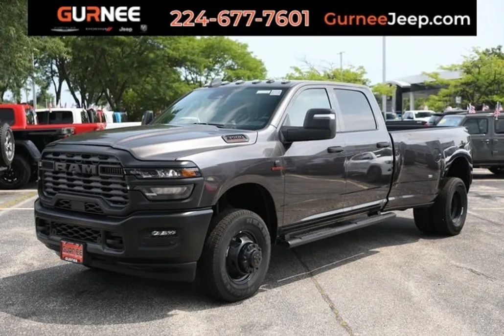 2025 Ram 3500 Tradesman photo 1