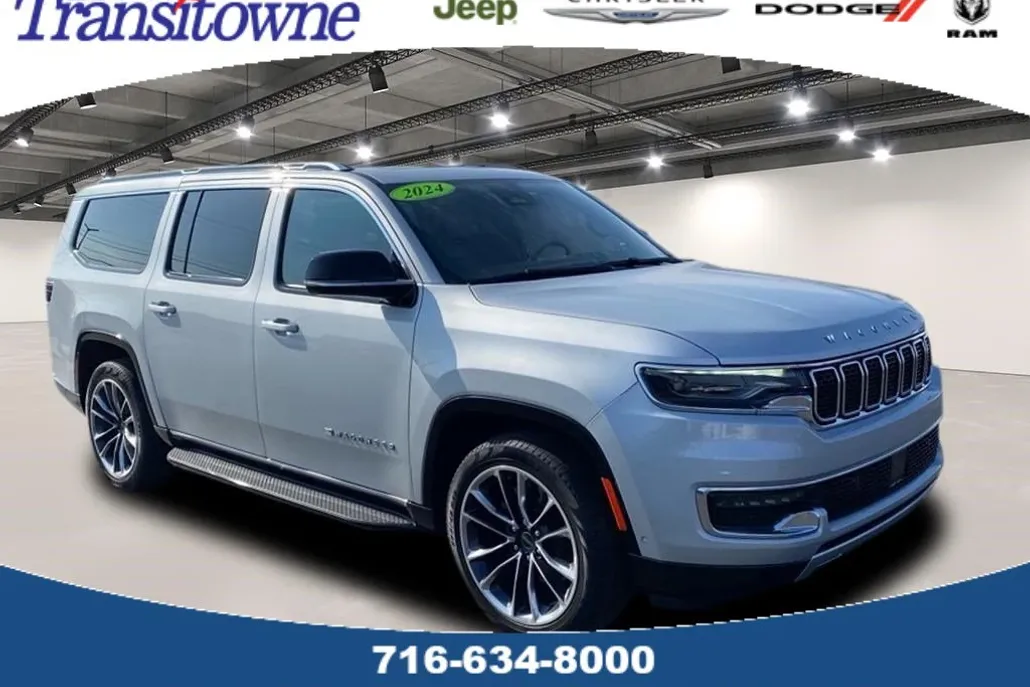 2024 Jeep Wagoneer L Series II photo 1