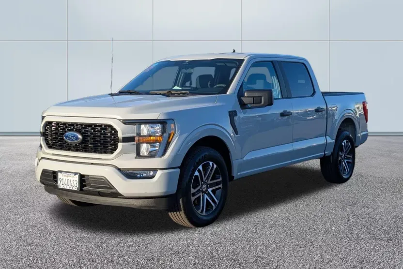 2023 Ford F-150 XL photo 1