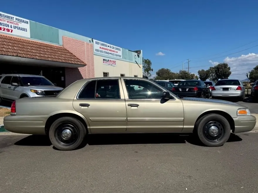 2011 Ford Crown Victoria Police Interceptor photo 1