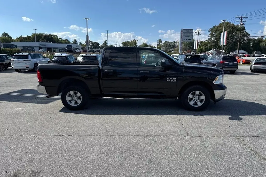 2023 Ram 1500 Classic SLT photo 1
