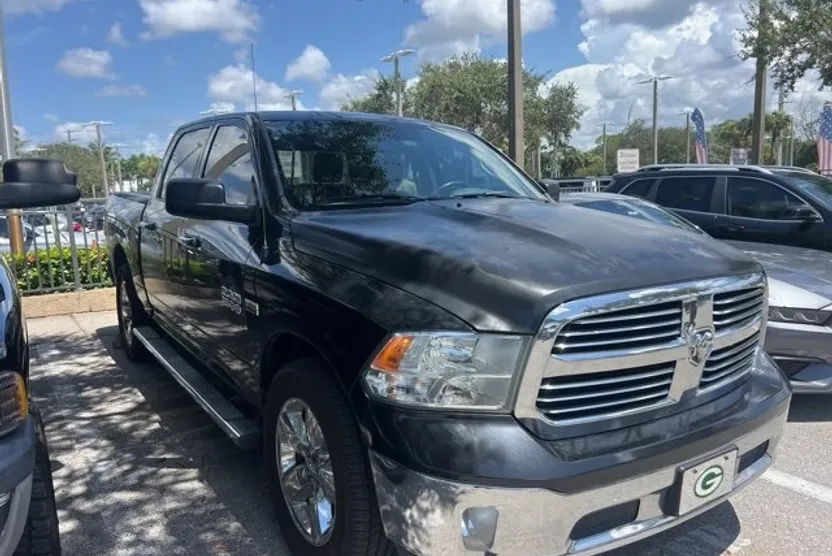 2015 Ram 1500 Big Horn photo 1