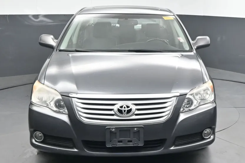 2009 Toyota Avalon Limited photo 1