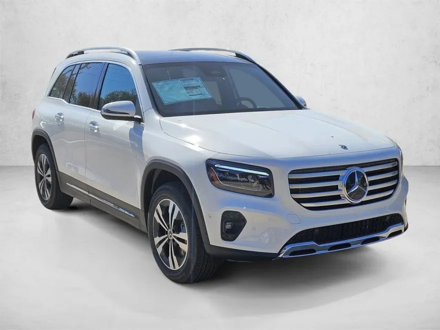 2025 Mercedes Benz GLB 250 photo 1