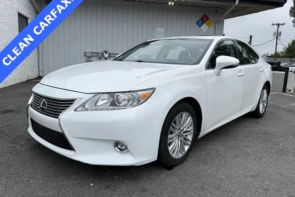 2014 Lexus ES 350 photo 1