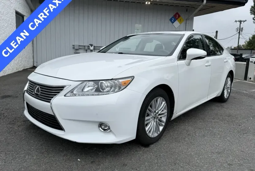 2014 Lexus ES 350 photo 1