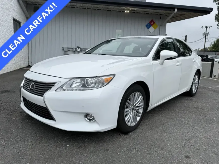 2014 Lexus ES 350 photo 1